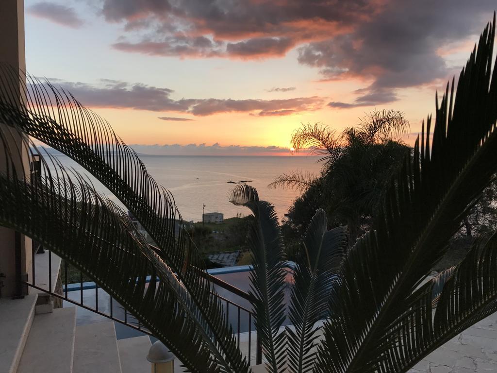 Sunset View Mermaid Villa بوموس المظهر الخارجي الصورة